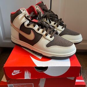 Nike dunks (high tops)